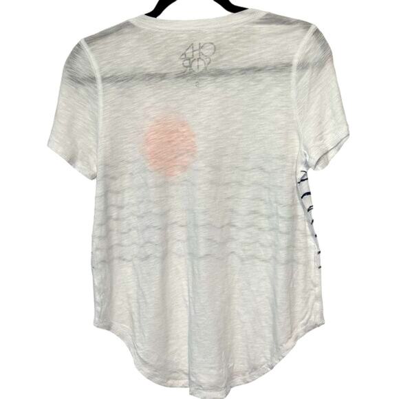 NWOT‎ Chaser Women's Beige Graphic T-Shirt Sun Waves Design Size S Casual NWOT - Picture 3 of 6